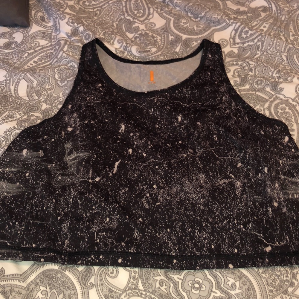 Lucy athletic crop top